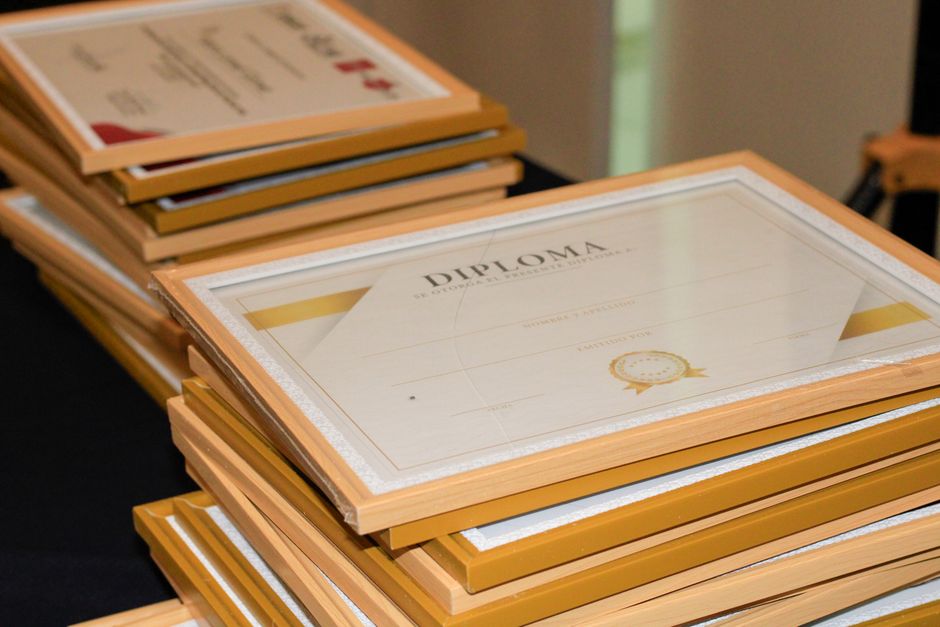 Diplomy pre advokátsku kanceláriu